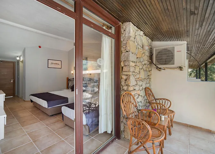 Alados Bed & Breakfast Turgutkoy