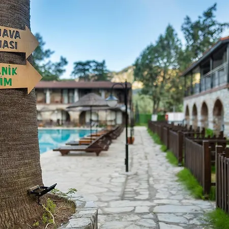 Bed and Breakfast Alados 2*