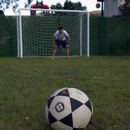 Bed and Breakfast Alados 2*