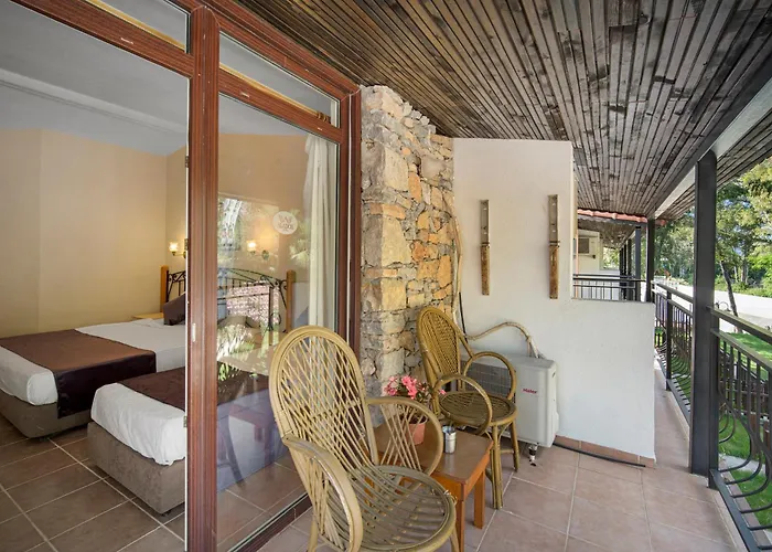 Alados Bed & Breakfast Turgutkoy