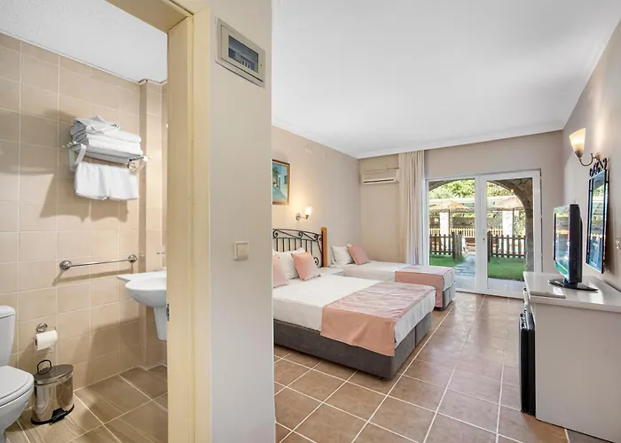 Alados Bed & Breakfast Turgutkoy